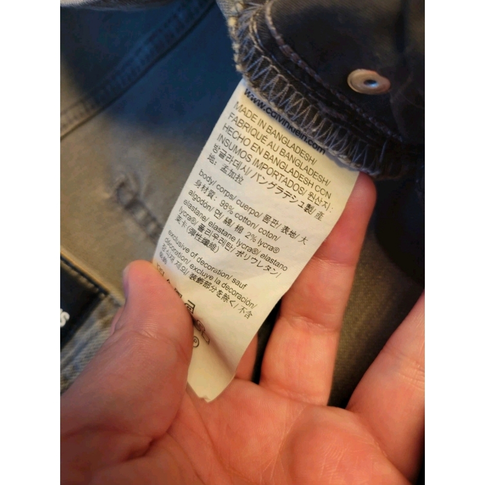 Calvin Klein Jeans Bermuda shorts - Picture 5 of 12